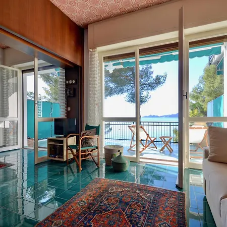 アパート Tigullio Dreams - Con Accesso Privato Al Mare E Box Auto ゾアーリ